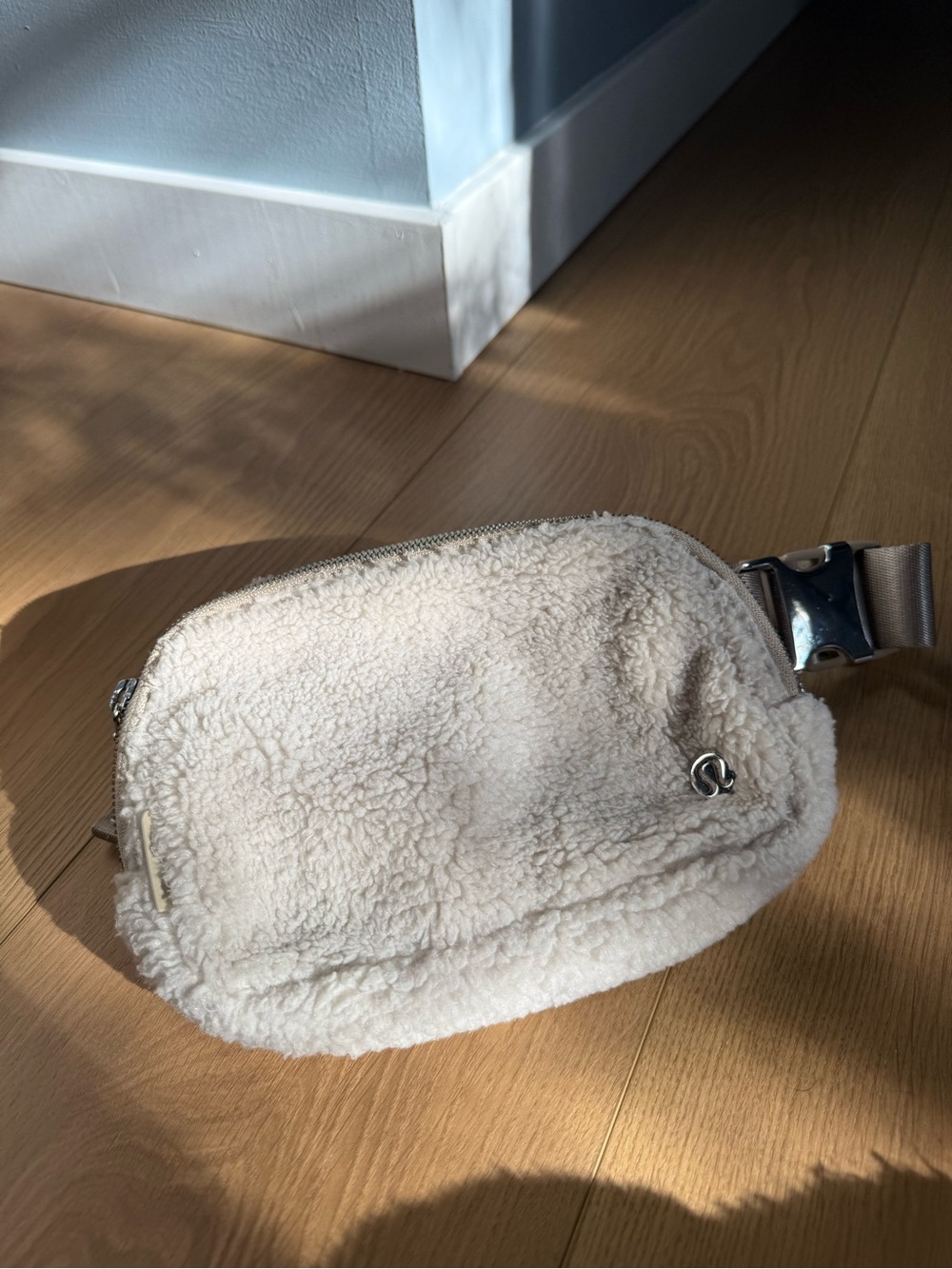 lululemon athletica Sherpa Belt Bag in Cream